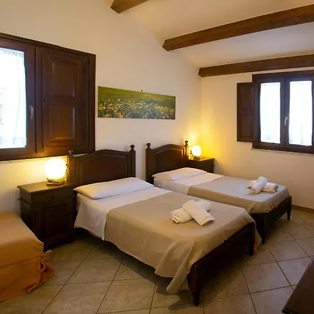 ヴィラ Giardino Paradiso Con 13 Posti Letto E Piscina Riscaldata *