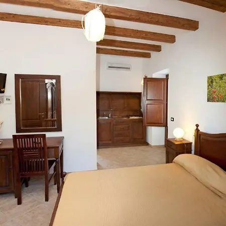 Giardino Paradiso Con 13 Posti Letto E Piscina Riscaldata Cefalu